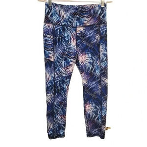 Giaim blue and pink print capri activewear leggings Size Medium NWOT